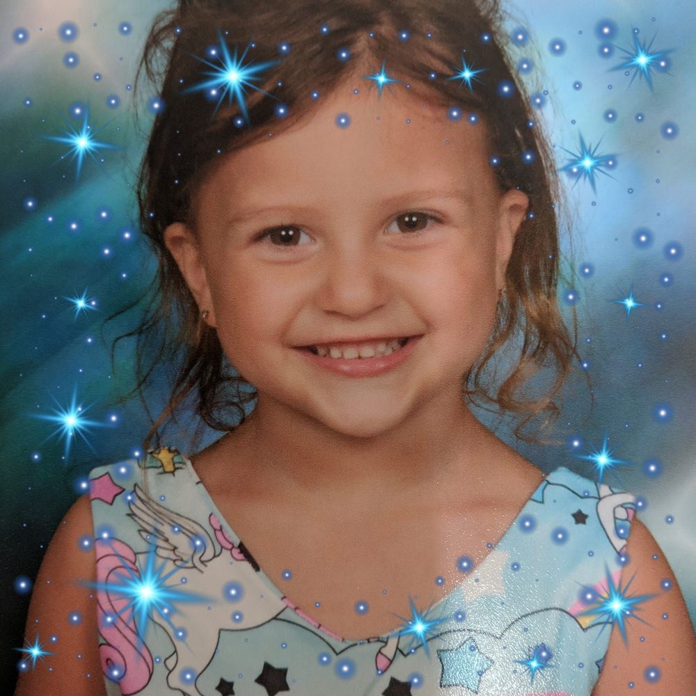 Meet your Posher, Carrie